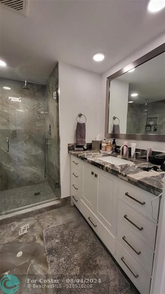 Building Photo - 1360 S Ocean Blvd