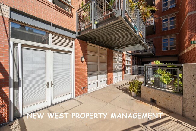 Building Photo - Expansive East Village 2-Bedroom at Parklo...