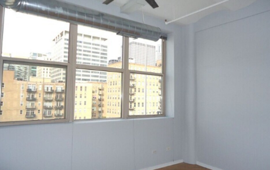 Building Photo - 500 S Clinton St