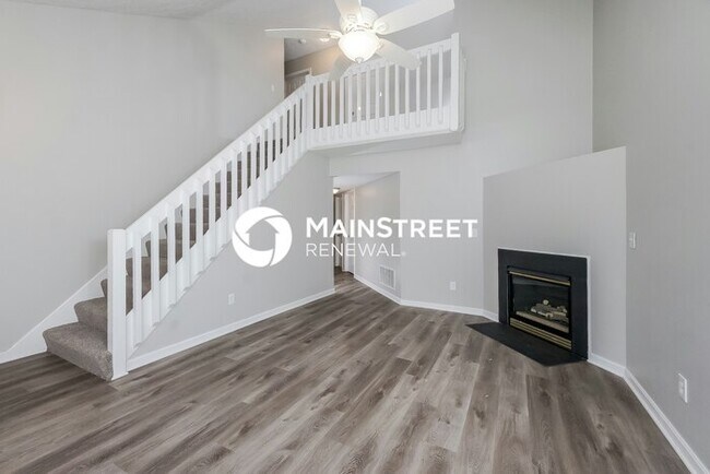 Building Photo - 4 Bedroom Pet-Friendly Home in LOUISVILLE,...