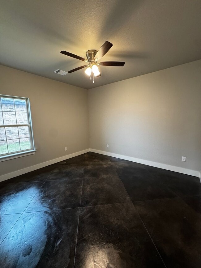 Building Photo - NEW Home located in Heritage Hills!!! 3/2/2 CISD