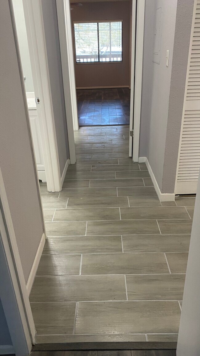 Building Photo - 3709 GREENERY Ct