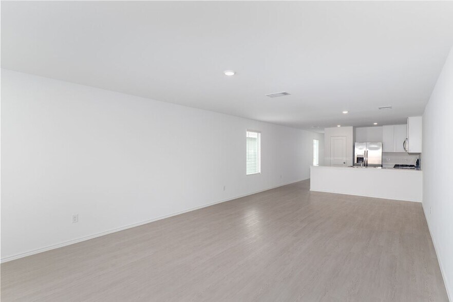 Building Photo - 320 Twilight Breeze Wy
