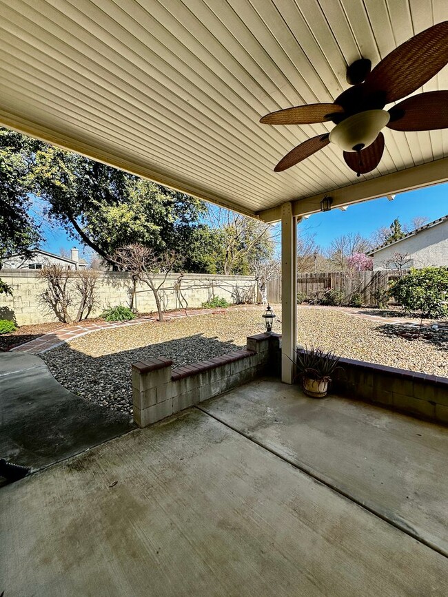 Building Photo - Beautiful 4-Bedroom Home in Mace Ranch