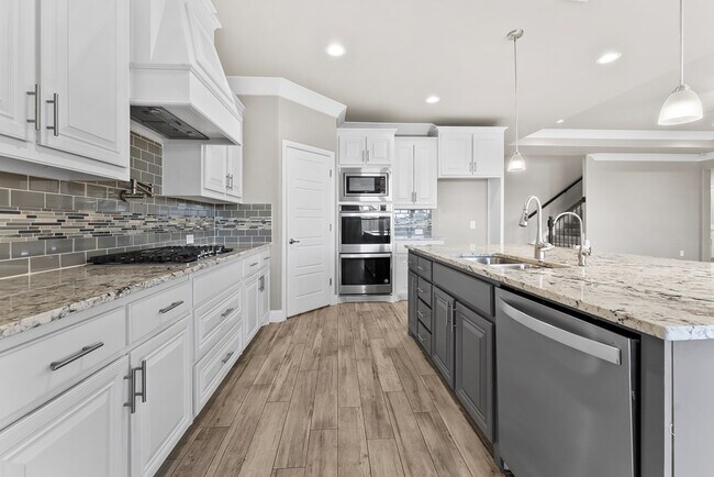 Building Photo - 6020 Sunny Stone Dr