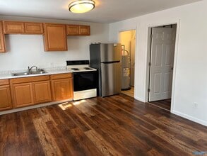 Building Photo - 411 South St