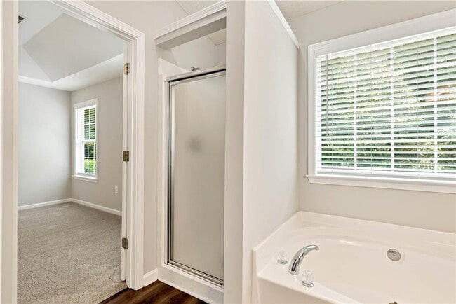 Building Photo - 1480 Ridgemill Terrace NE