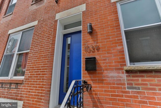 Building Photo - 1039 Tree St