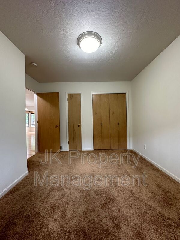 Building Photo - 3209 Wild Rose Ln