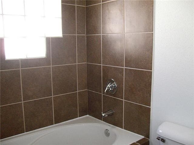 Building Photo - Adorable 4 bedroom, 2 bath in East El Paso!