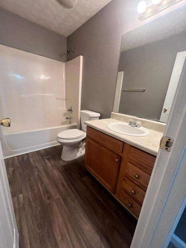 Building Photo - 541-543 Downing Street