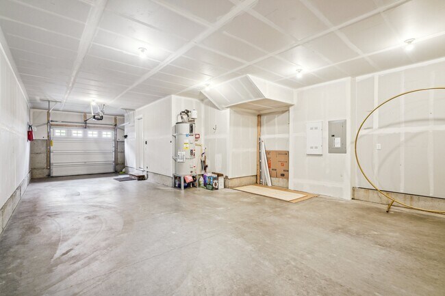 Building Photo - 2002 101st Ave SE