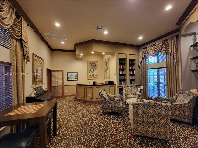 Building Photo - 400 Scotia Dr