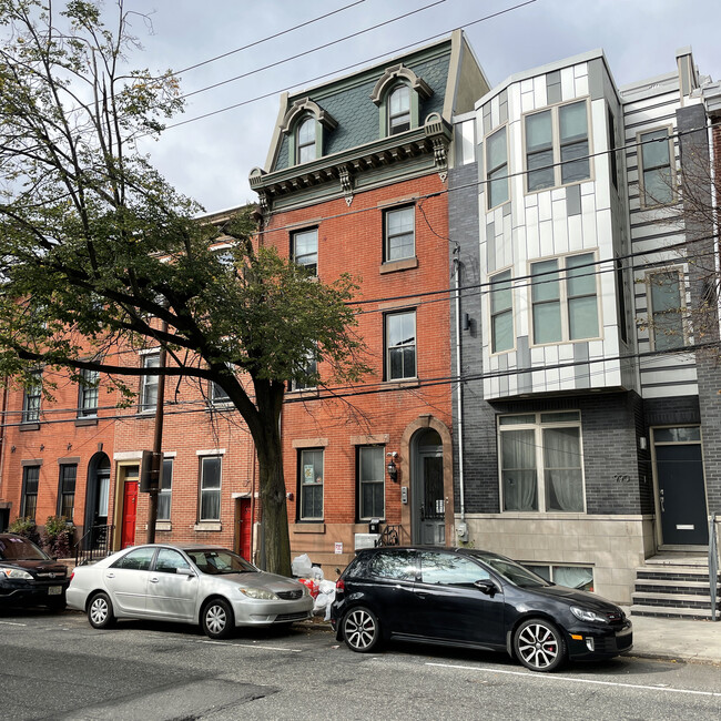 Historic facade from 1860 with mansard roof - 988 N 5th St