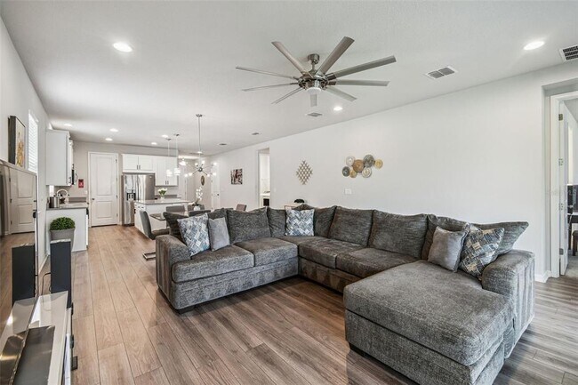 Building Photo - 11514 Cedar Valley Dr