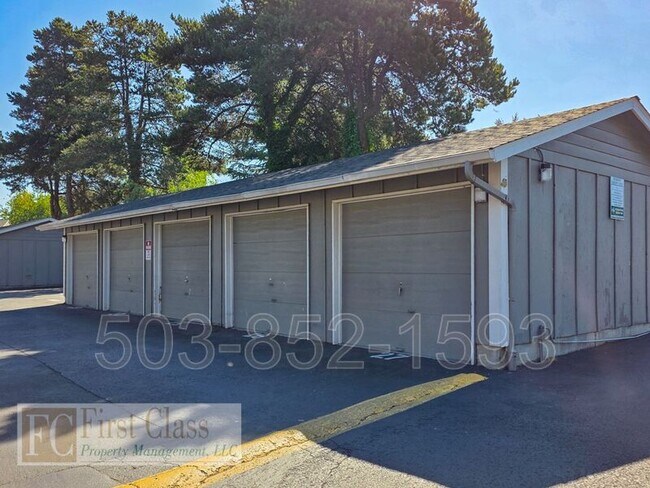 Building Photo - 1380 NE 186th Ave