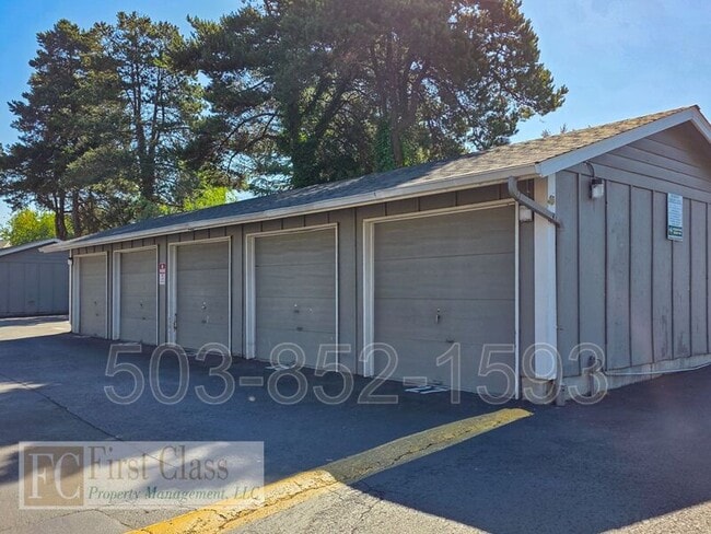 Building Photo - 1402 NE 186th Ave