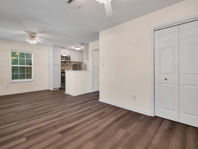 Building Photo - 2222 St Marks St