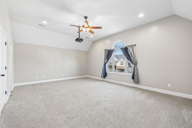 Building Photo - 1129 NJA Tate Dr