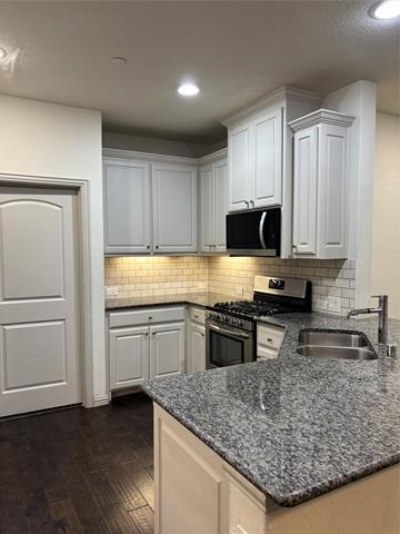 Building Photo - 4220 Tallulah Dr