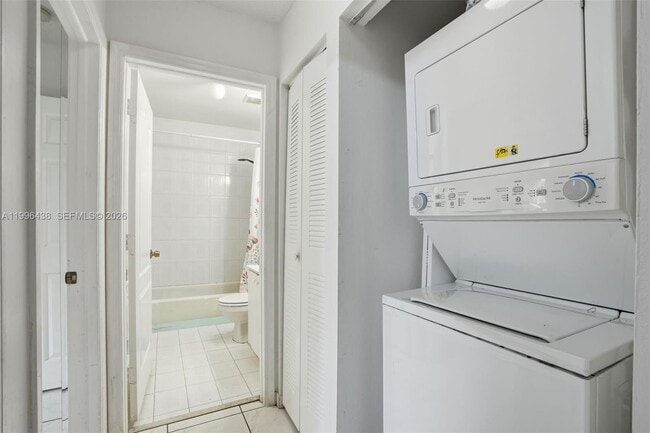 Building Photo - 18615 NW 84th Pl.