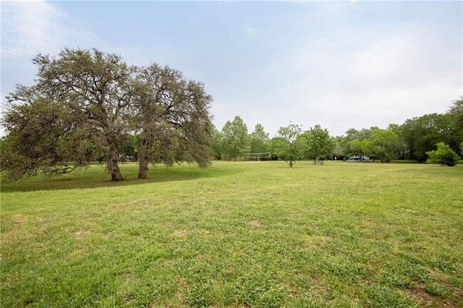 Building Photo - 9417 Bradner Dr