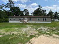 Building Photo - 4 Bedroom 2 Bath Double Wide in North Wakulla