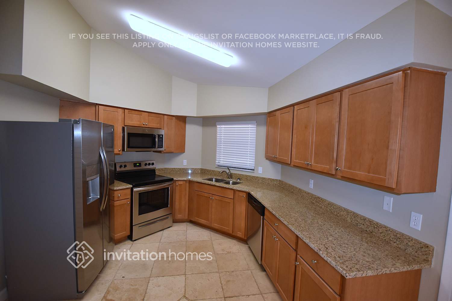 Building Photo - 1617 Carter Oaks Dr