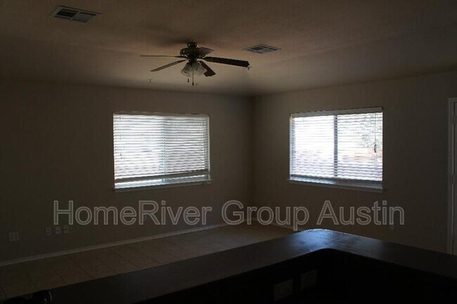 Building Photo - 2512 Socorro Bend