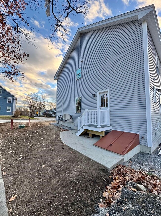 Building Photo - 193 S Lincoln St