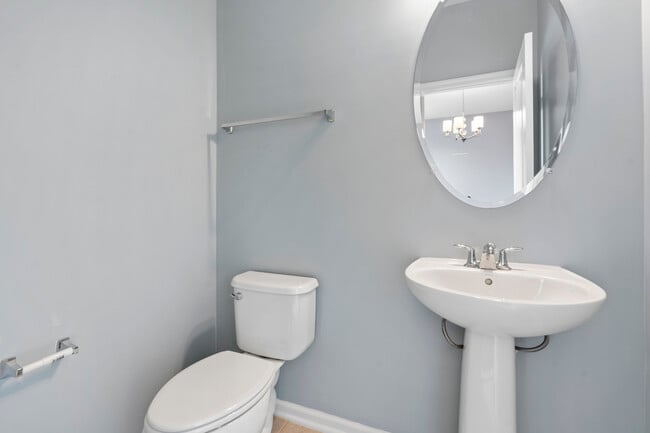 Building Photo - 42298 Lancaster Woods Sq