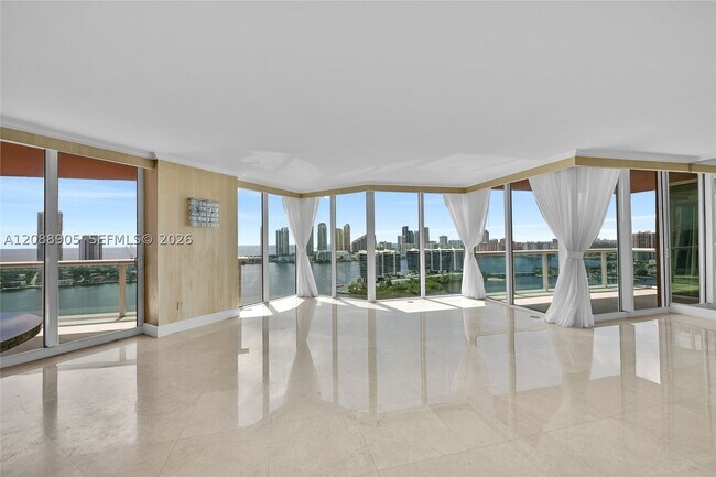 Building Photo - 3370 Hidden Bay Dr