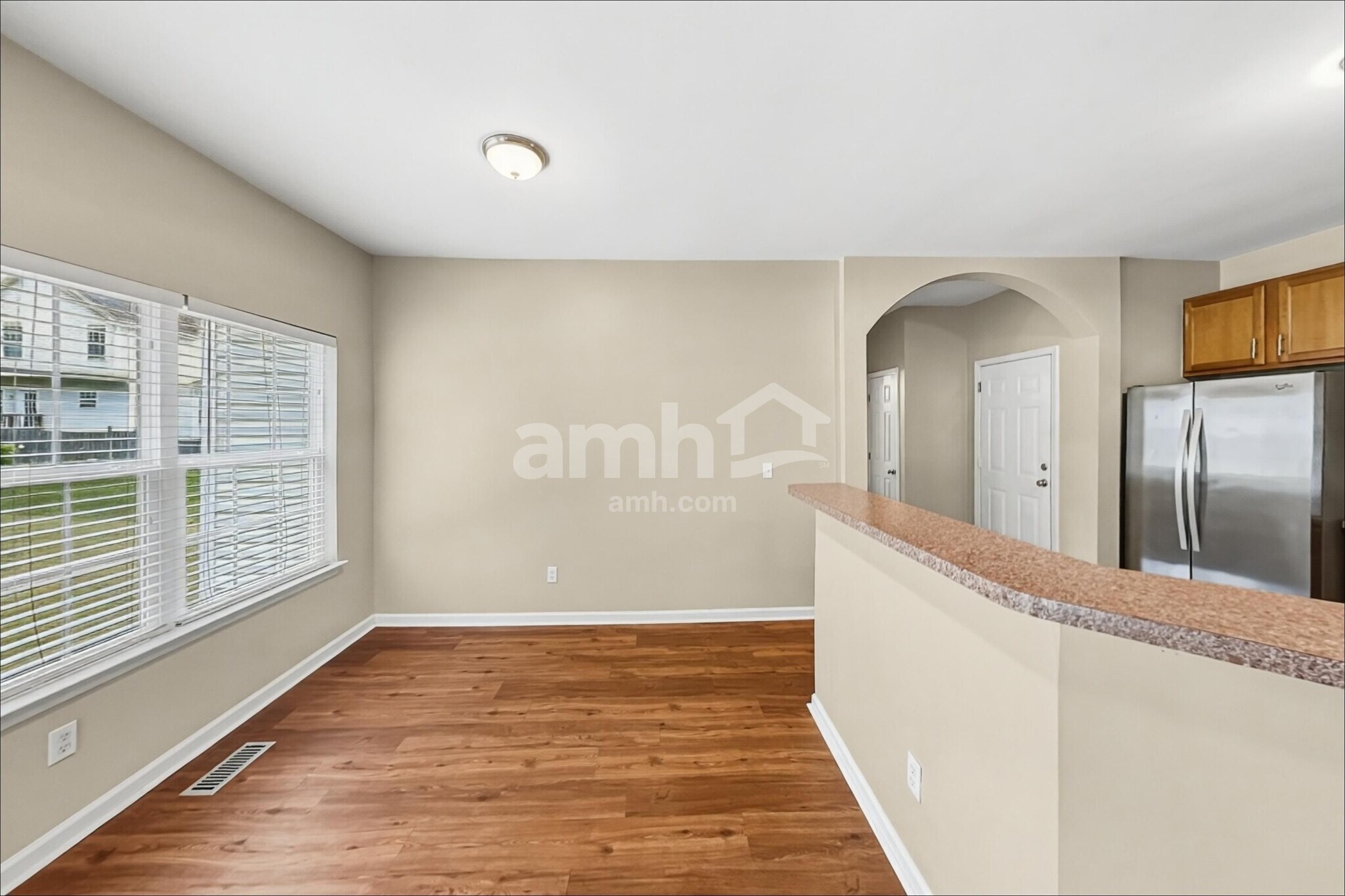 Building Photo - 204 Annesbury Ln