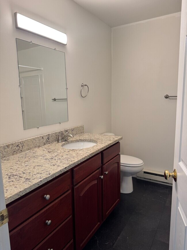 Building Photo - 120 Chambers Aly