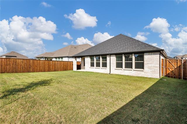 Building Photo - 502 Huntley Dr