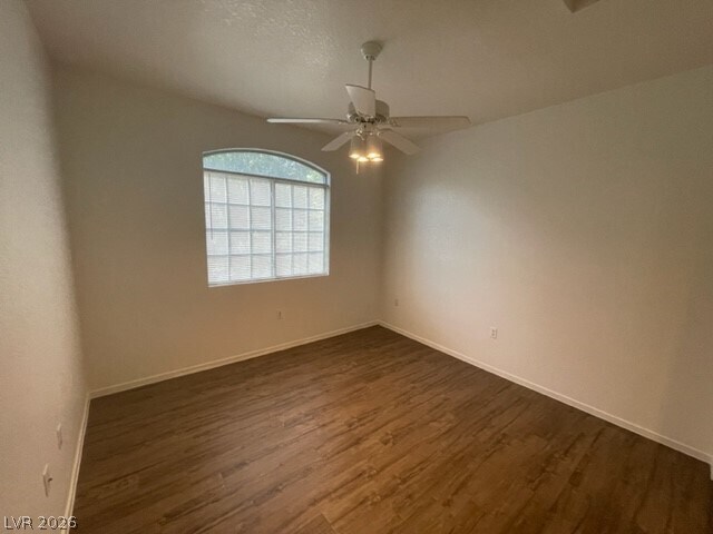 Building Photo - 1830 N Buffalo Dr