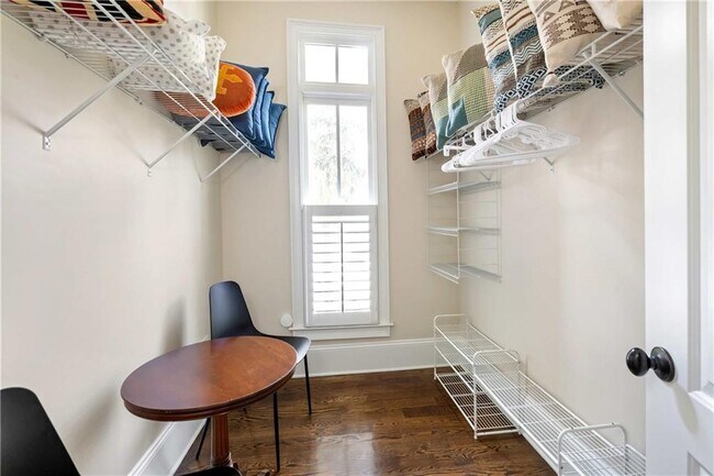 Building Photo - 582 St Charles Ave NE