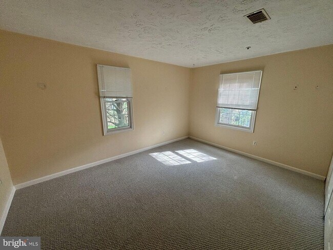 Building Photo - 12220 Eagles Nest Ct