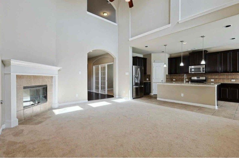 Building Photo - 2708 Laurel Oak Dr