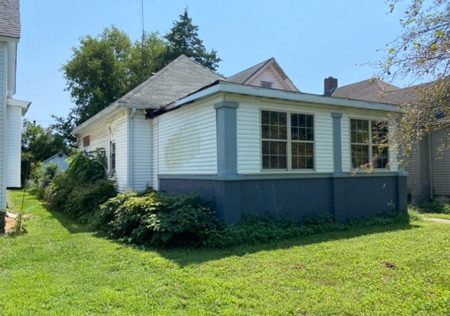 Building Photo - Investment Special! - $290 Month / $600 Down