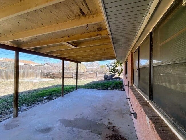 Building Photo - Shady Ranch Retreat – Your Personal 3-Bedroom Haven in Big?Spring, TX