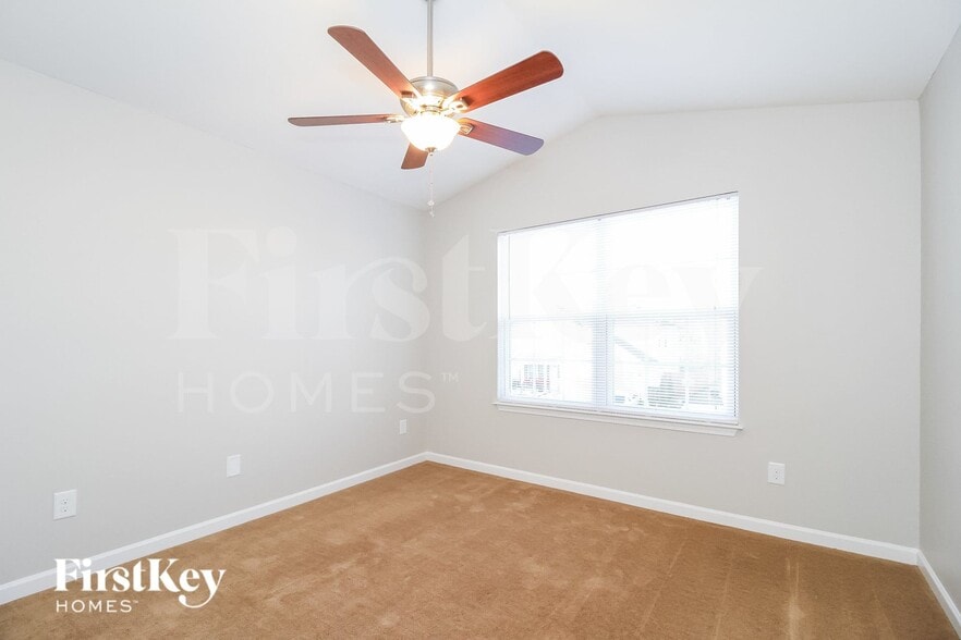 Building Photo - 4360 Oak Pointe Dr