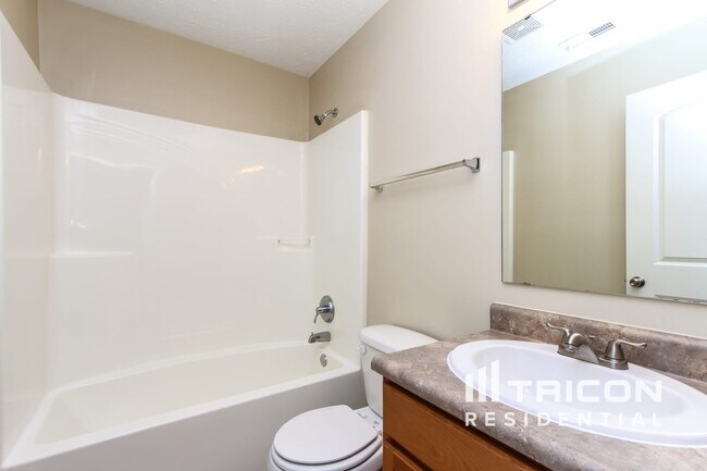 Building Photo - 5829 Mosaic Pl