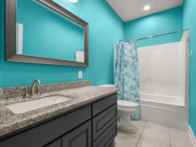 Building Photo - 102 Hidden Trails