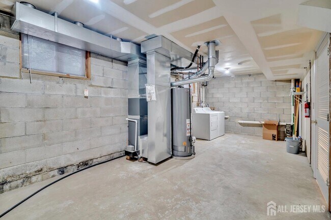 Building Photo - 4517 Birchwood Ct