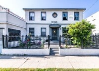 Building Photo - 10965 S Figueroa St