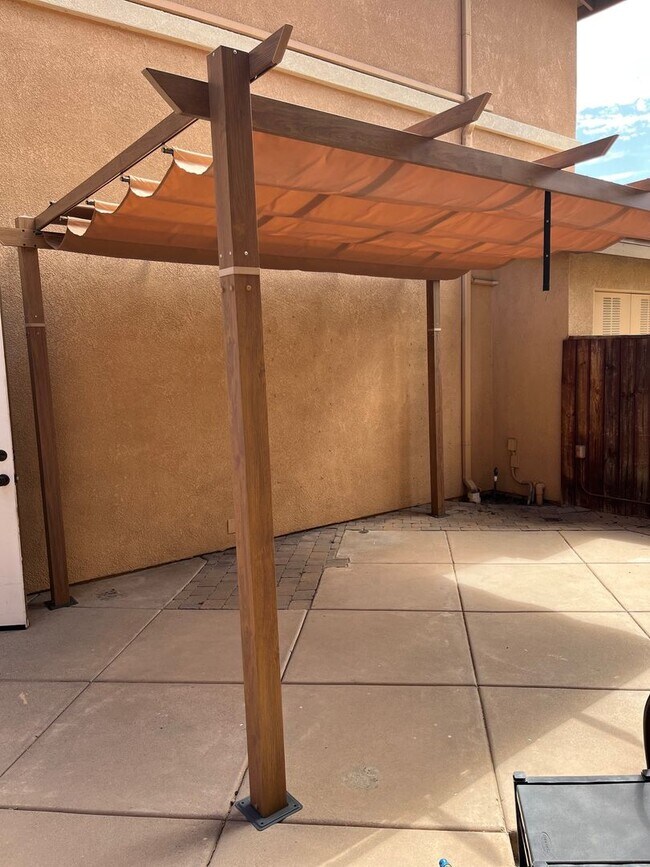 Building Photo - 3 Bedroom 2 1/2 bath Murrieta Townhome