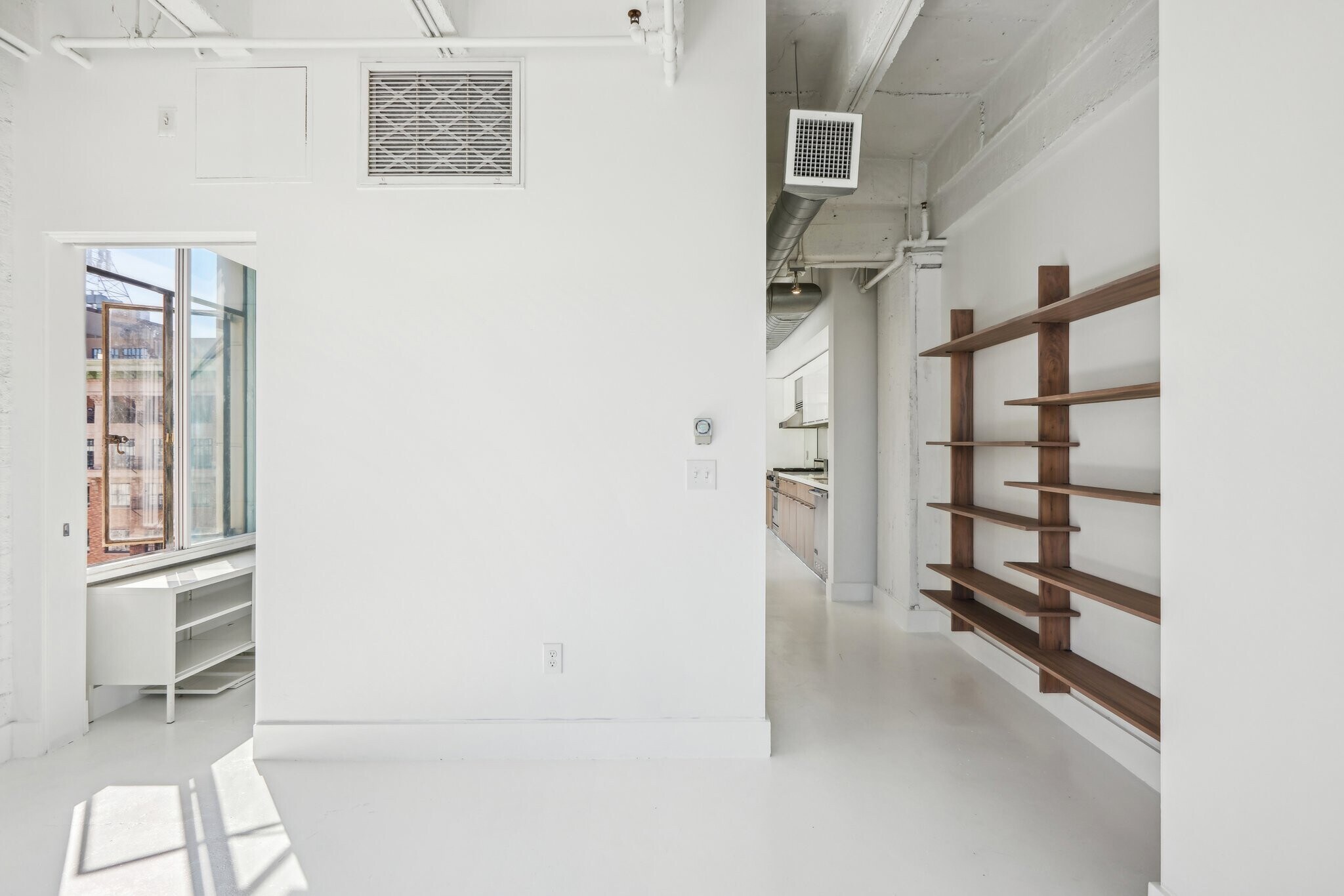 Building Photo - 6253 Hollywood Blvd