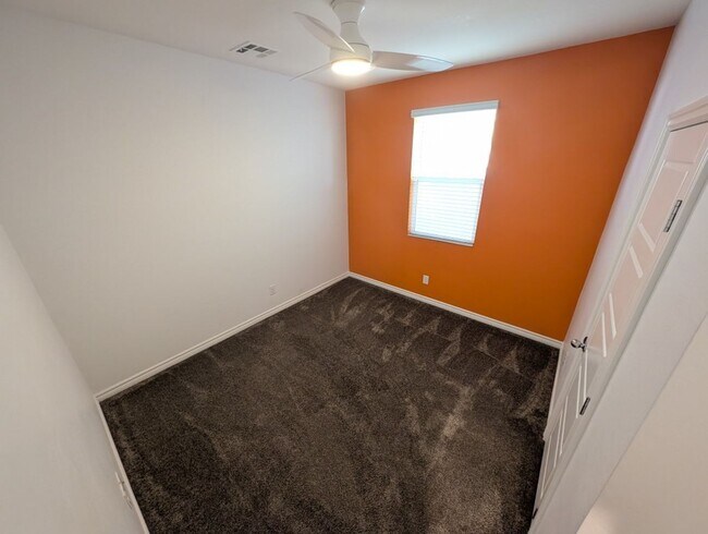 Building Photo - 2932 Moulin Hts St