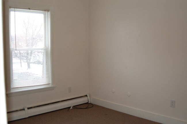 Building Photo - 91 Cote Ave